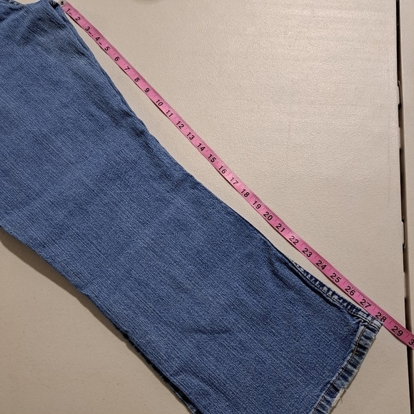 Signature by Levi Strauss Light Blue Women's Boot Cut Jeans - Picture 9 of 14